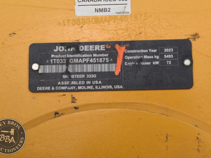 2023-deere-333g-image-40