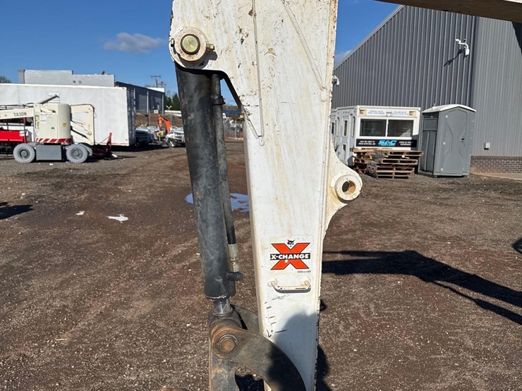 2017-bobcat-e35i-image-10