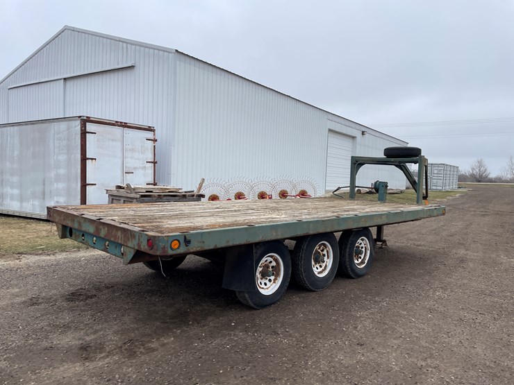 #3050-•-18'-gooseneck-trailer-(no-title)-image-5