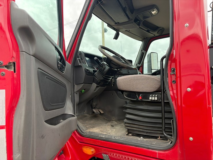 2018-international-lt-image-14