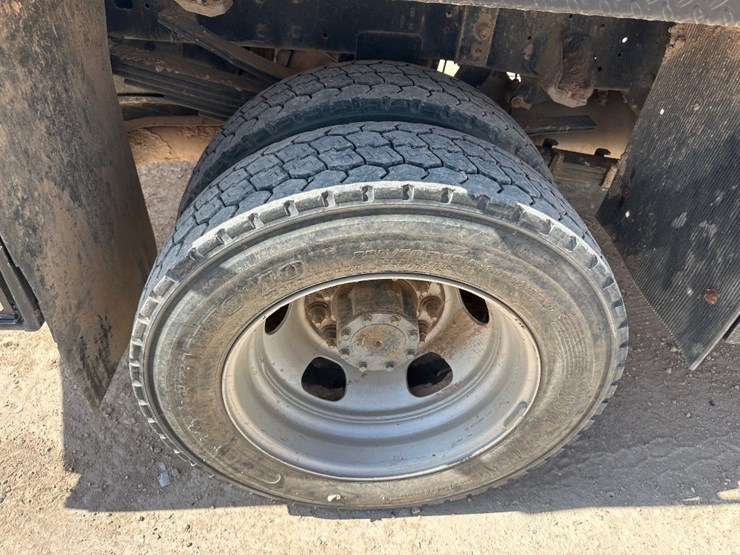 2018-dodge-ram-5500-image-4