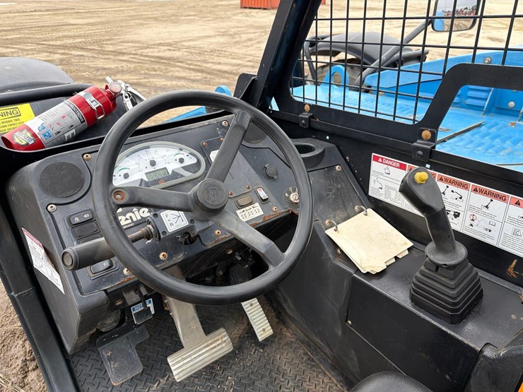 2016-genie-gth844-image-15