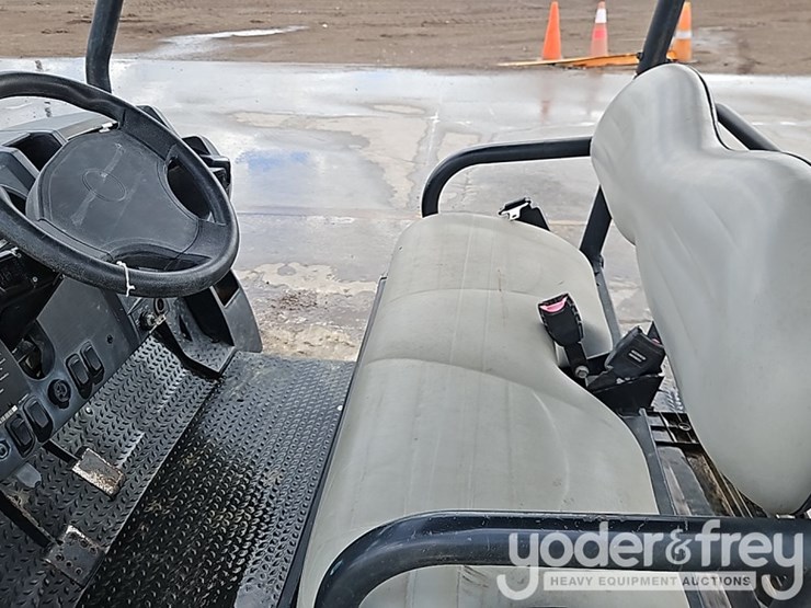 2021-club-car-carryall-1700d-image-22