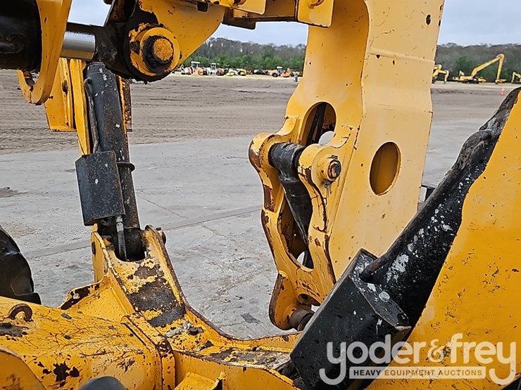 jcb-510-image-13