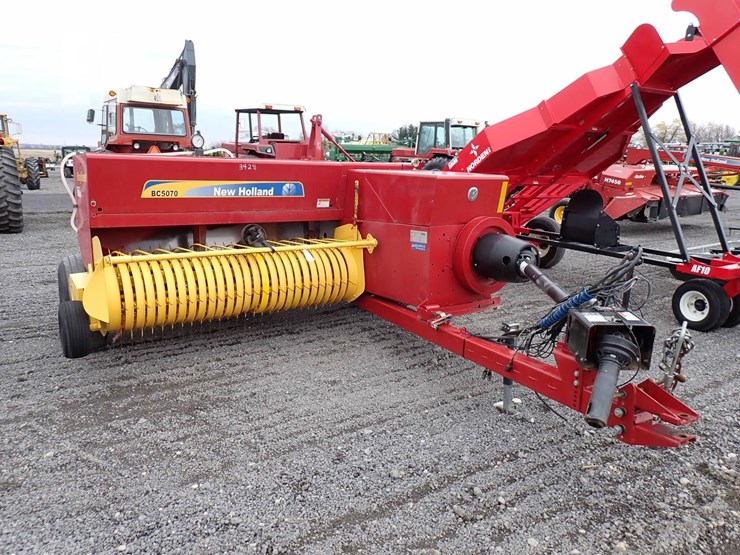 new-holland-bc5070-image-1