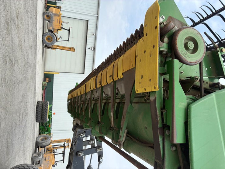 2012-john-deere-630f-image-26