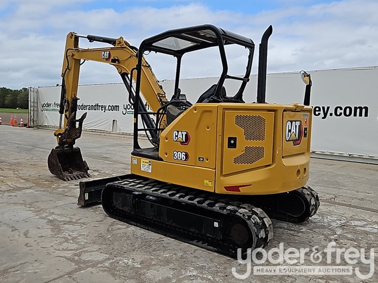 2023-caterpillar-306-image-4