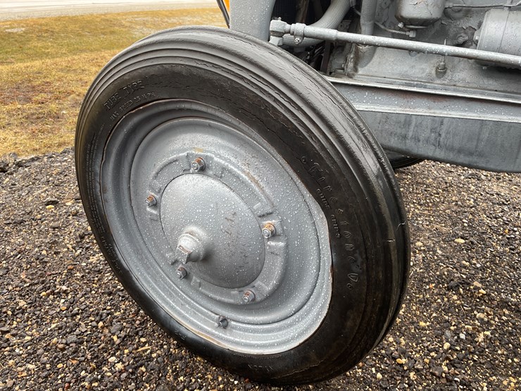 2019-ford-9n-image-9