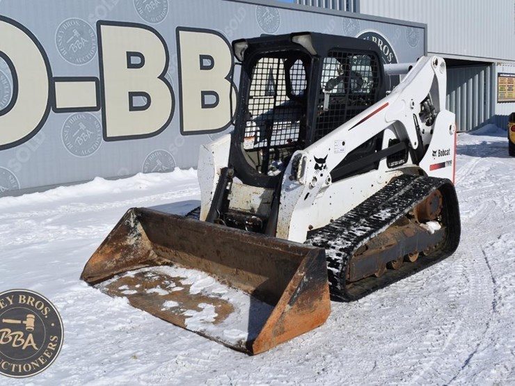 2016-bobcat-t650-image-1