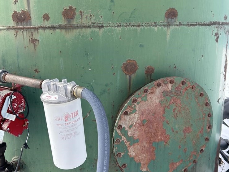 8000-fuel-tank-w/pump-image-7