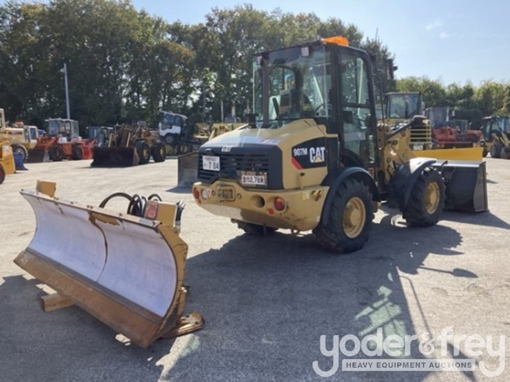 2016-caterpillar-907m-image-5