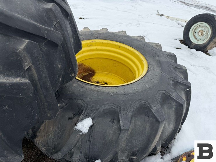 firestone-23.1-30-tires-&-rims---reardan,-wa-image-10