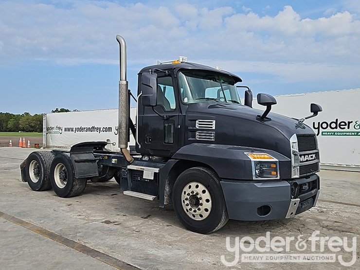 2021-mack-mack-anthem-t64-6x4-truck-tractor,-day-cab,-mp-7-425hp-diesel-engine,-automatic-m-drive-transmission-image-7