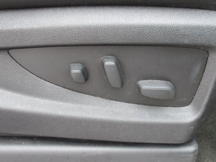 2016-gmc-yukon-denali-image-42