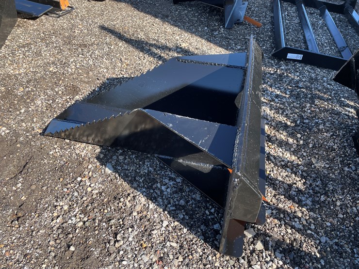 #3034-•-mini-skid-steer-tree-spade-attachment-image-5