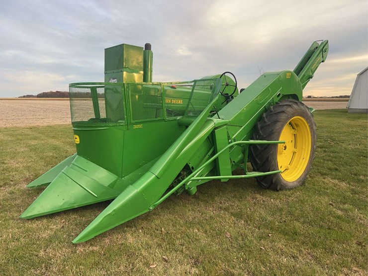 john-deere-227-image-1