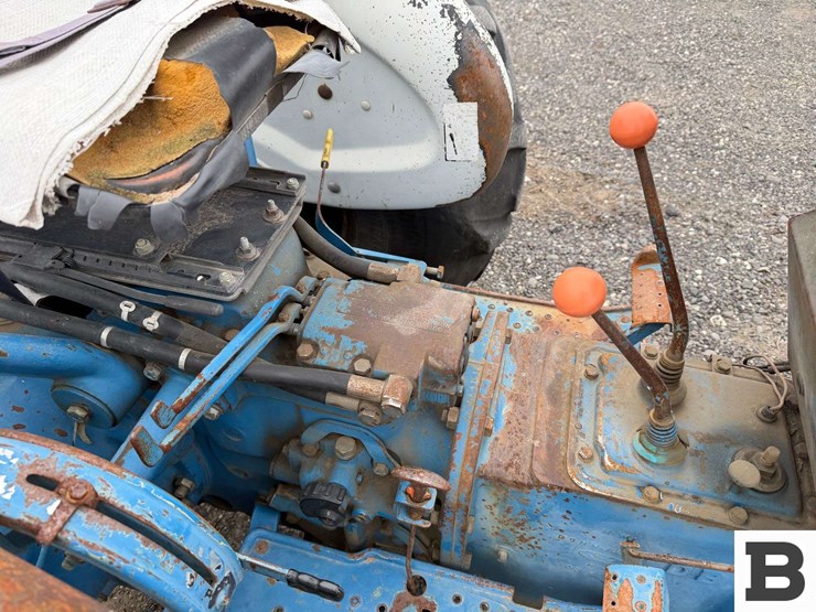 1994-ford-5030-image-42