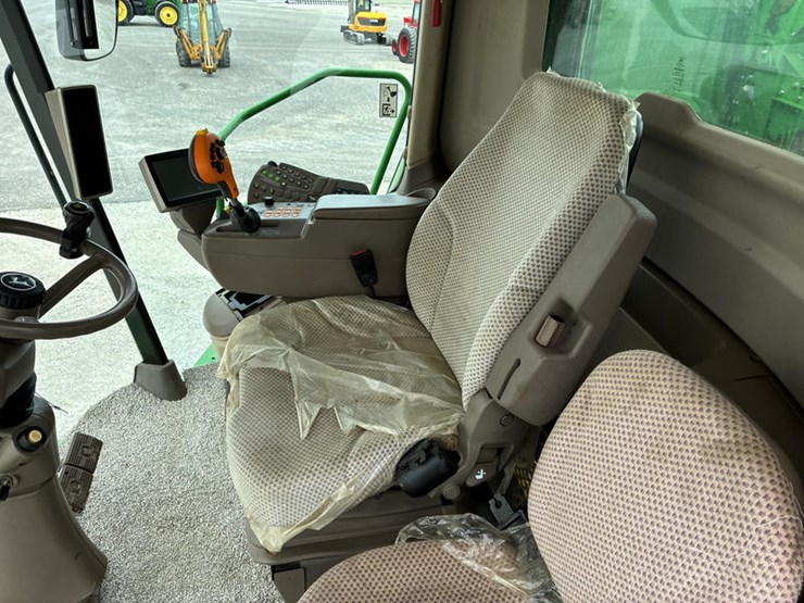 2014-john-deere-s670-image-99