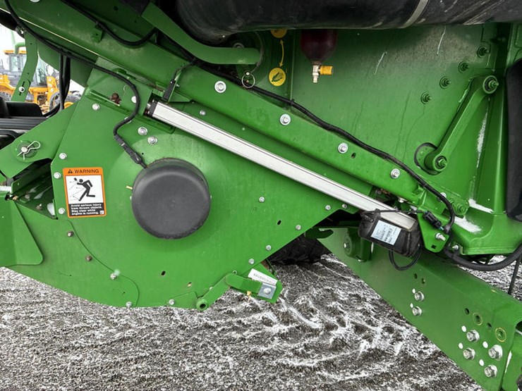2018-john-deere-s790-image-45