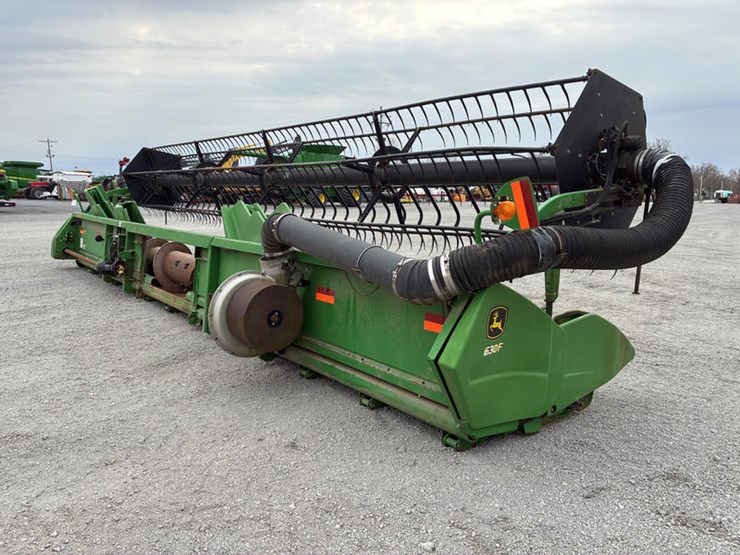 2012-john-deere-630f-image-14