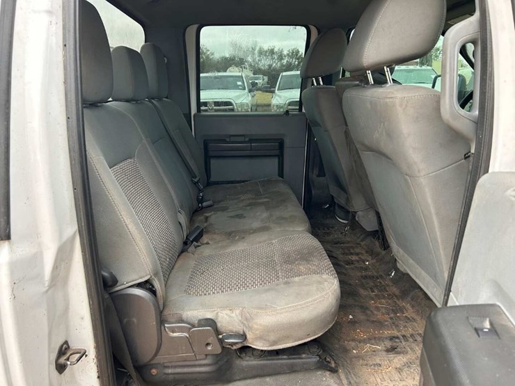 2016-ford-f250-xl-image-10