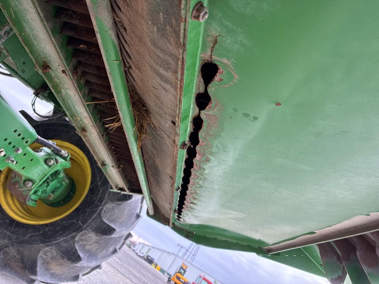 2014-john-deere-s670-image-70