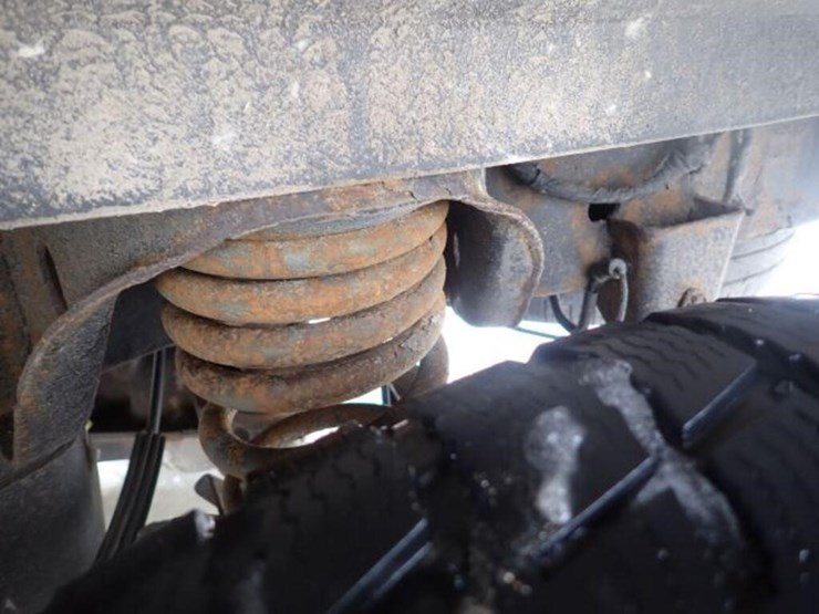 2015-dodge-ram-1500-image-60