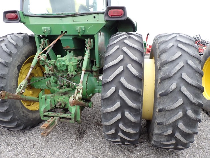john-deere-4630-image-10