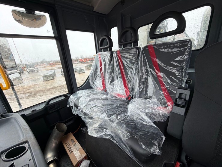 2025-dennis-eagle-proview-image-30