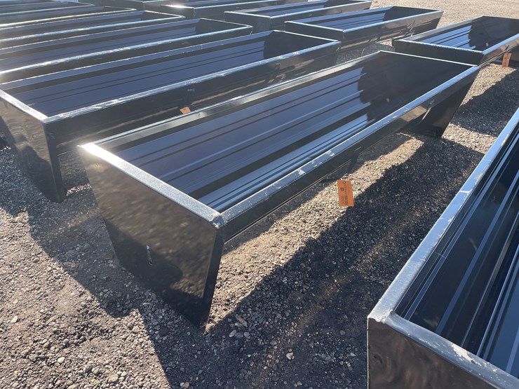 #3006-•-cattle-feed-trough-image-3