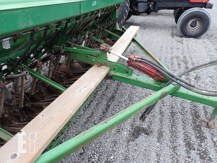 john-deere-8300-image-10