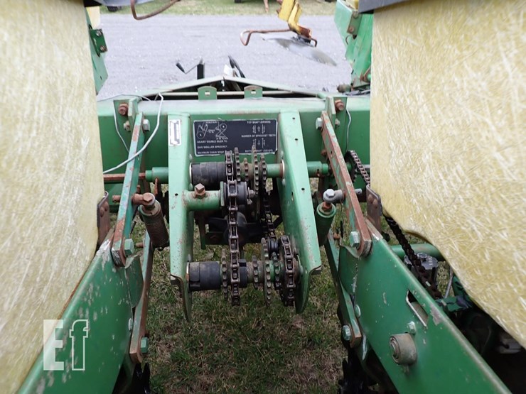 john-deere-7000-image-10