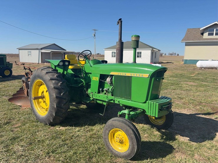 1967-john-deere-3020-image-2