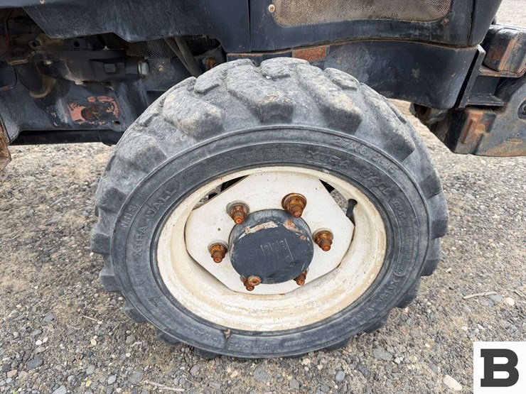 2002-new-holland-tn75v-image-39