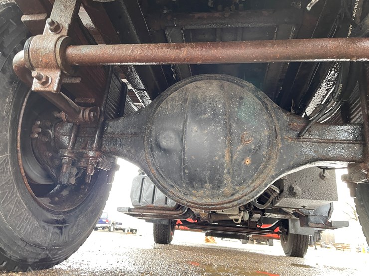 #2015-•-2009-chevy-c7500-single-axle-dump-truck-(has-wi-title)-image-28