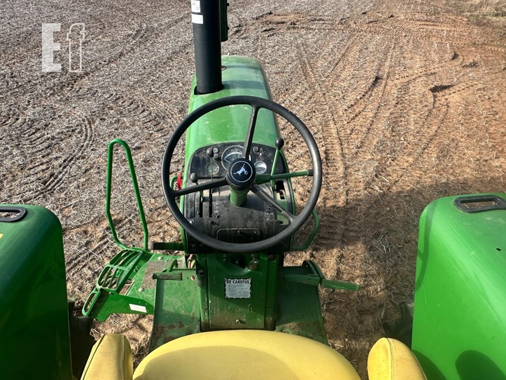 john-deere-4010-image-14