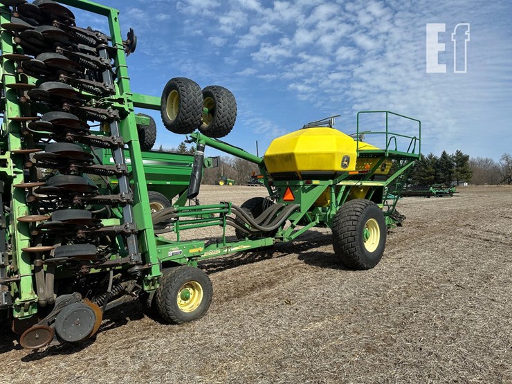 john-deere-1890-image-10