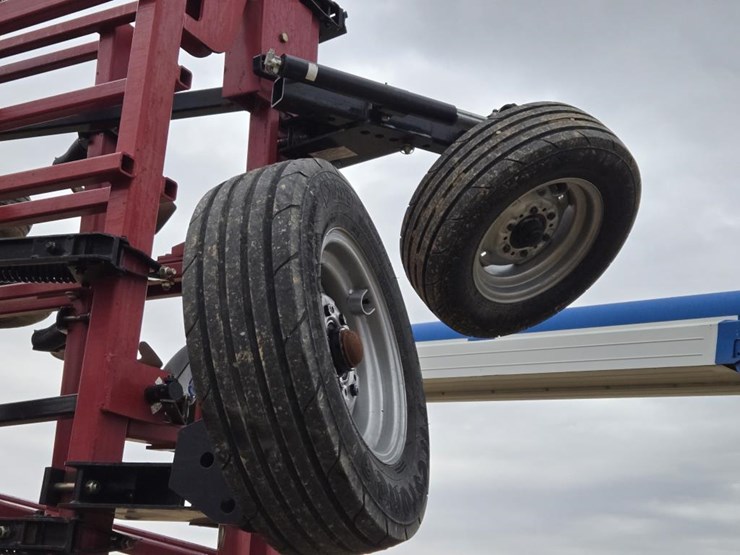 #171-•-case-ih-tiger--mate-200-cultivator-image-20