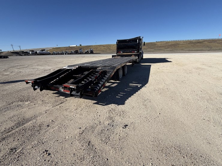 1998-magnum-trailer-image-6