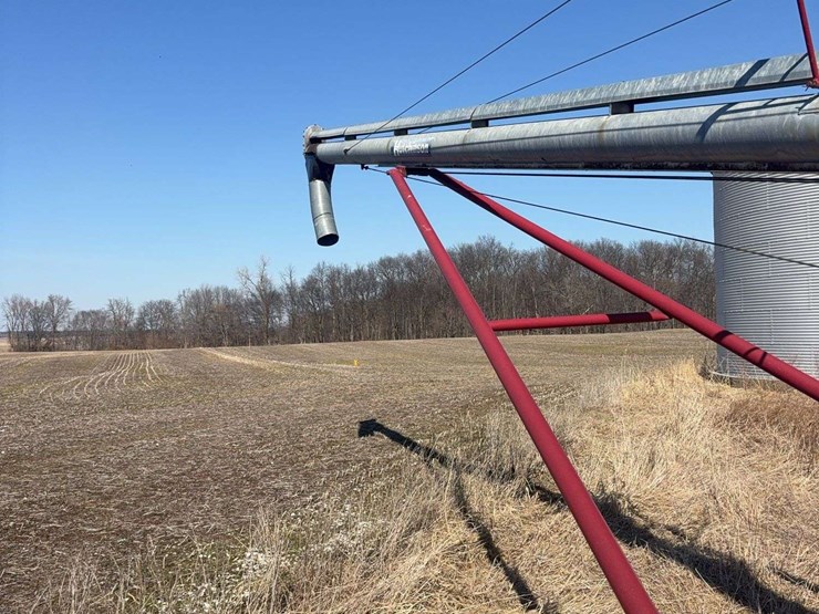 hutchinson-10x61-image-8