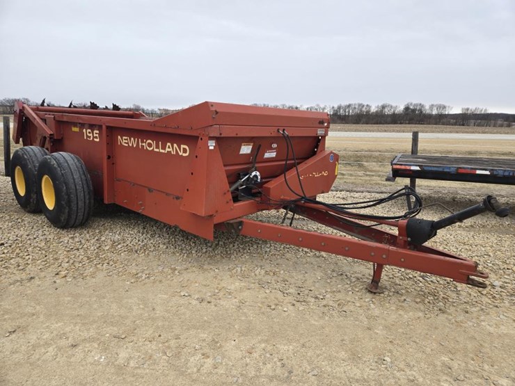 new-holland-195-image-1