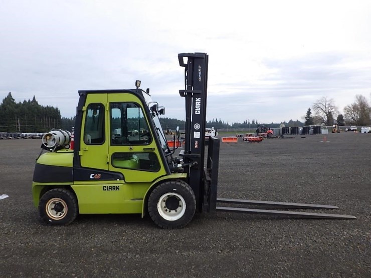 clark-c45-forklift-image-4