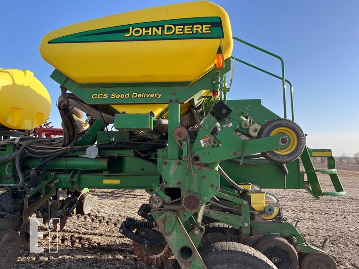 john-deere-1770nt-image-12
