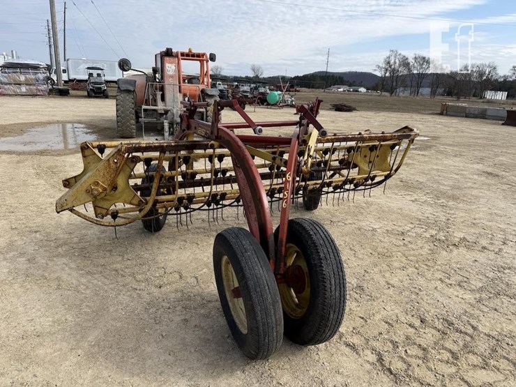 new-holland-256-image-2