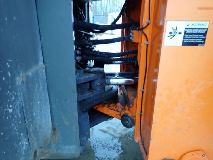 2013-doosan-dl550-3-image-63