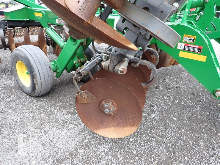 2015-john-deere-2625-image-6