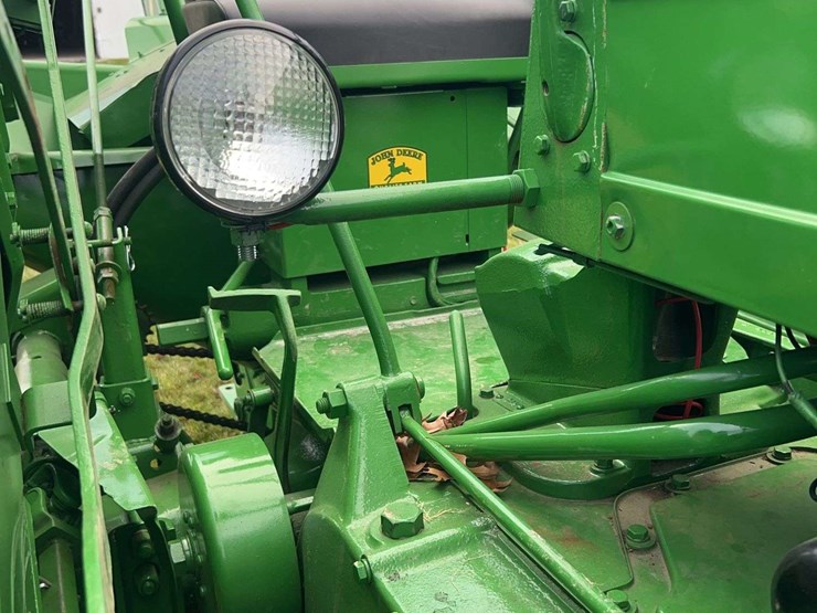 john-deere-227-image-79