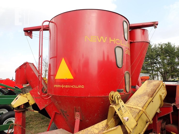 352-new-holland-352-image-9