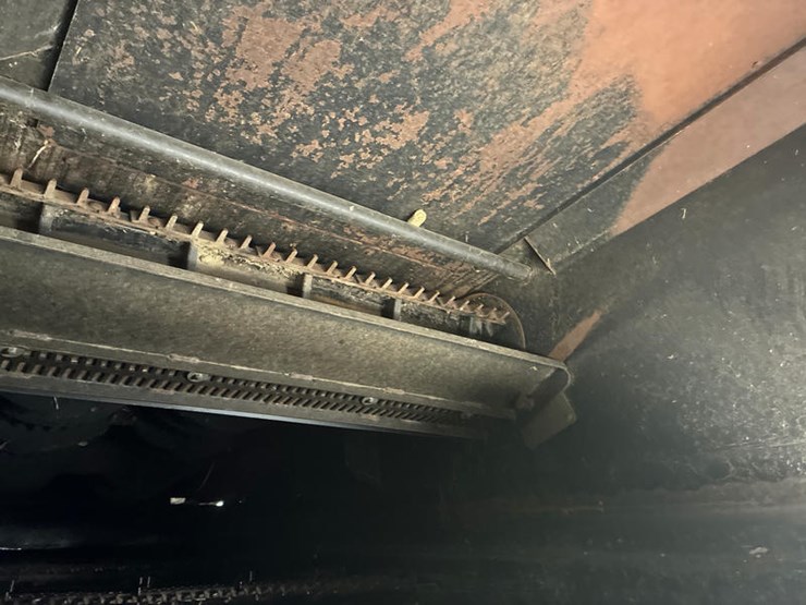 2009-new-holland-cr9060-image-60