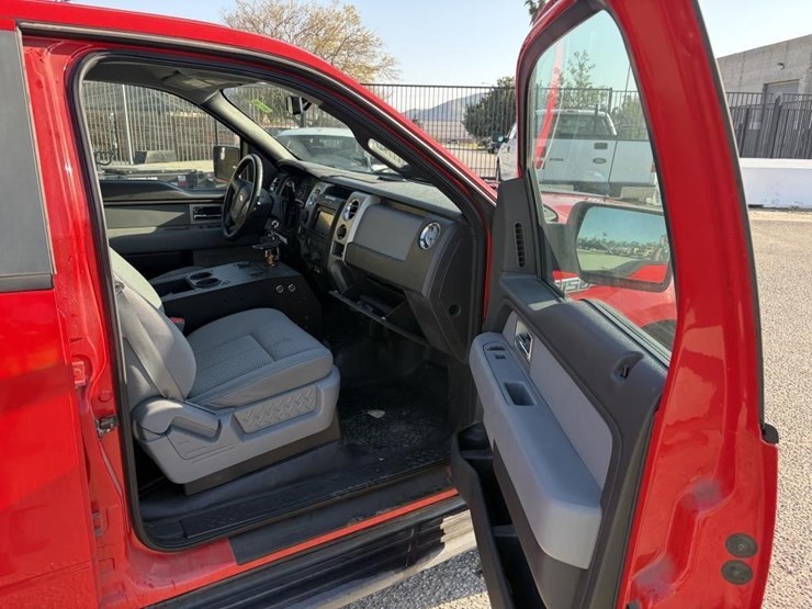 2011-ford-f150-xlt-image-8